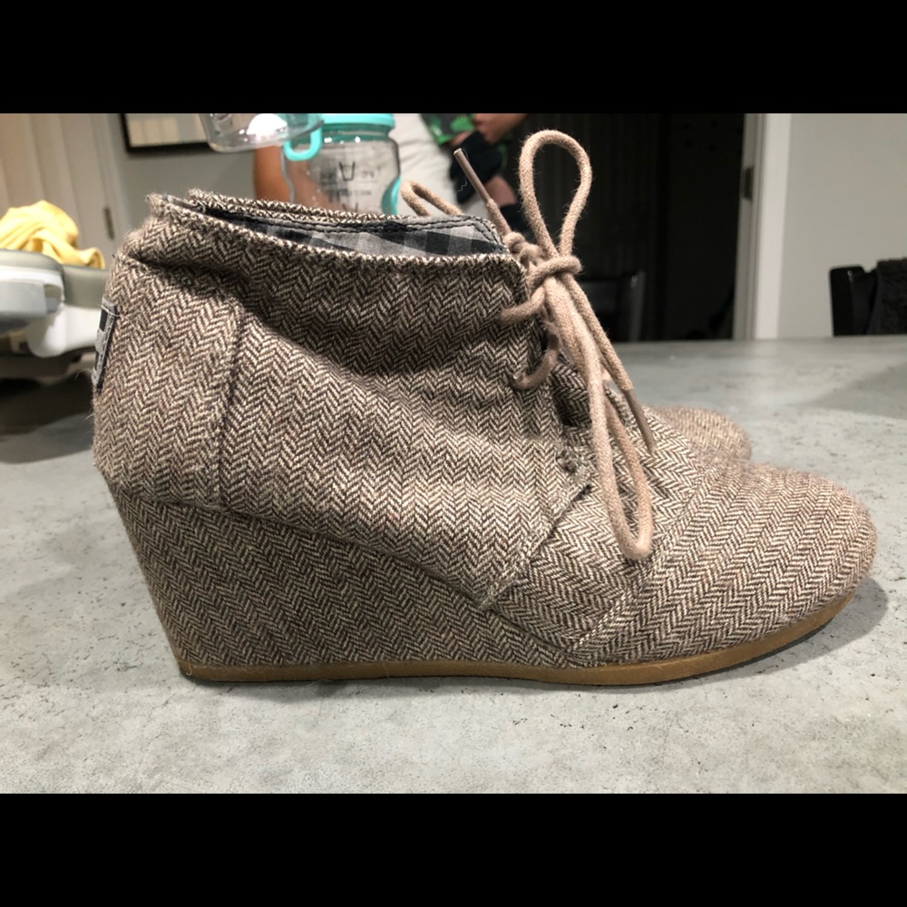 Toms herringbone booties